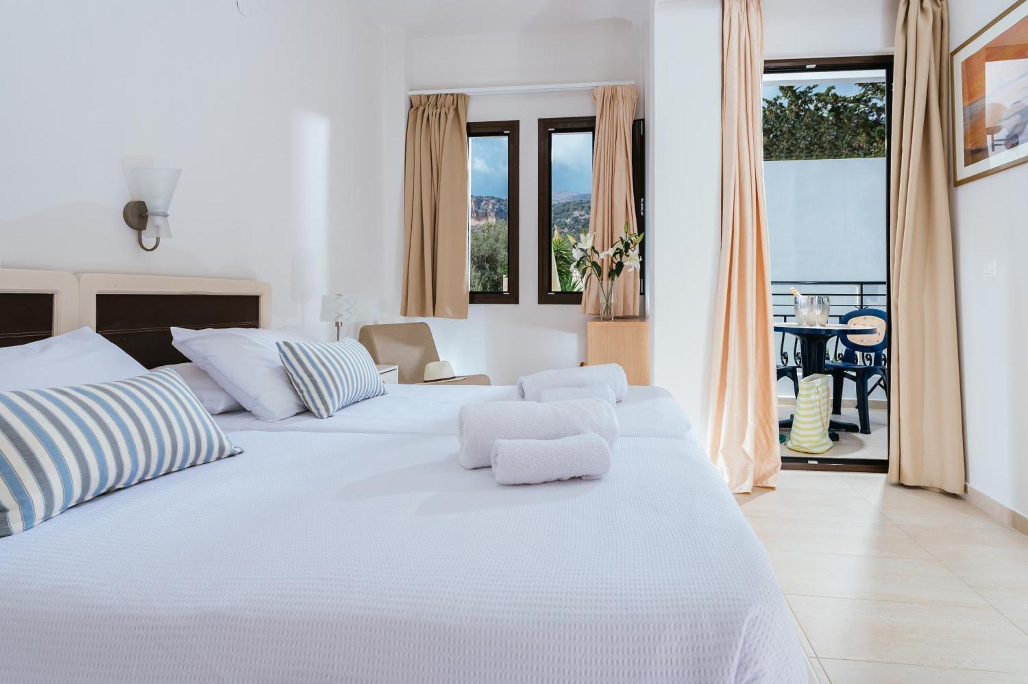 Paradise Hotel-Apartments Сталида Экстерьер фото